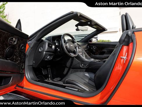 Used 2020 Aston Martin DB11 Volante RWD image 3