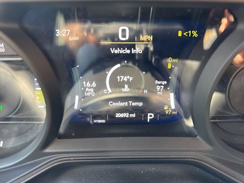 Used 2024 Jeep Wrangler Unlimited w/ Convenience Group AWD/4WD image 25