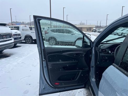 Certified 2022 Honda Pilot TrailSport image 20