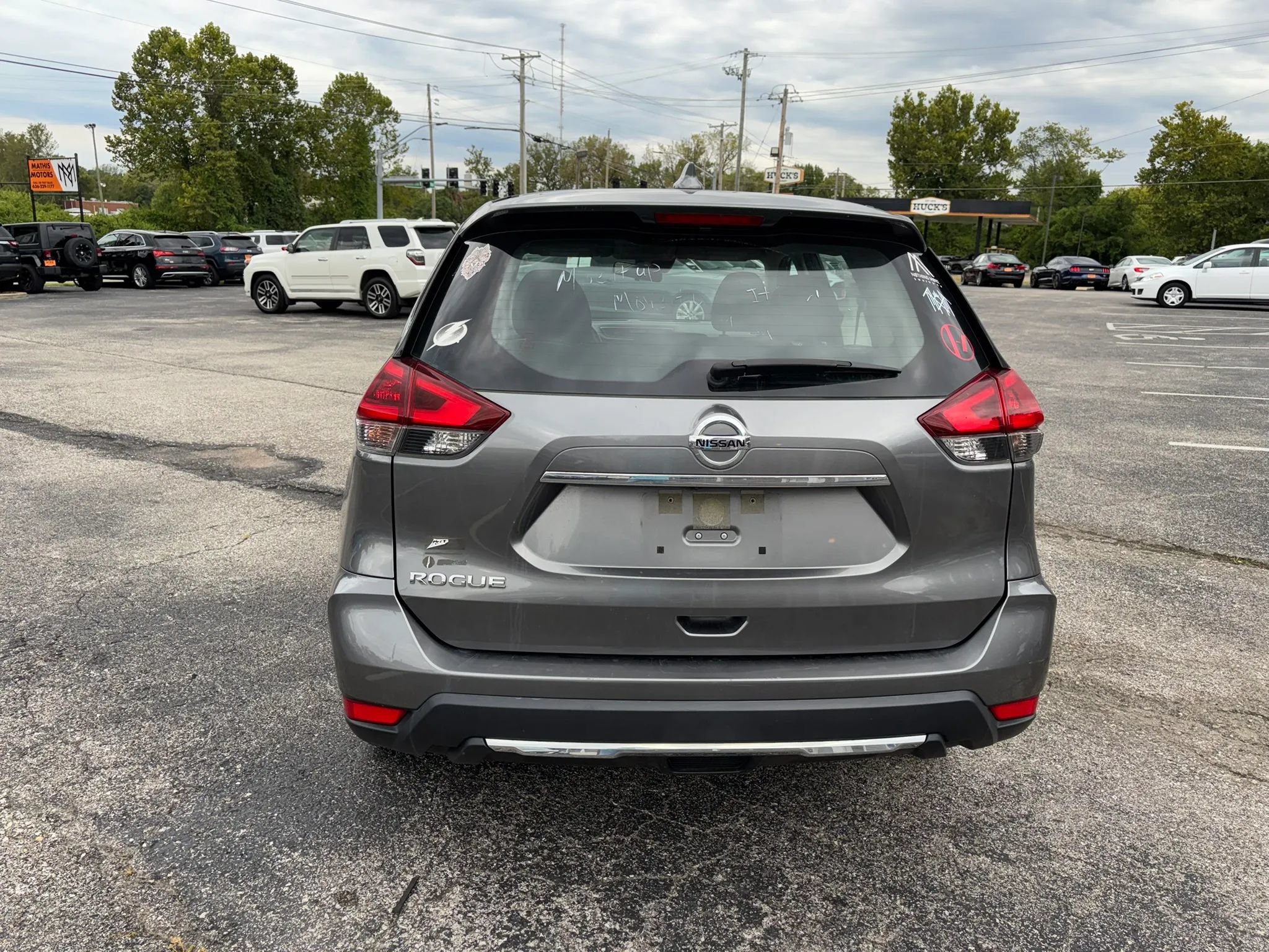 Used 2020 Nissan Rogue S FWD image 9