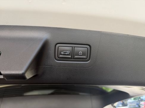 Used 2026 Hyundai Santa Fe SEL FWD image 19