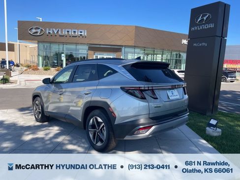 Used 2025 Hyundai Tucson SEL FWD image 14
