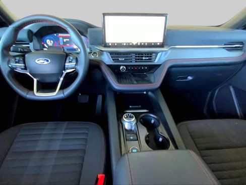 Used 2025 Ford Explorer ST-Line w/ Premium Package RWD image 15