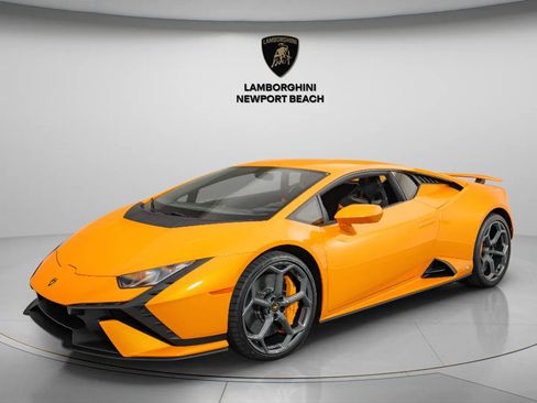 Used 2023 Lamborghini Huracan Tecnica RWD image 21
