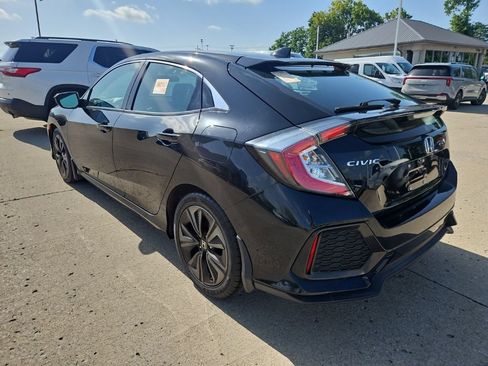 Used 2019 Honda Civic EX image 4