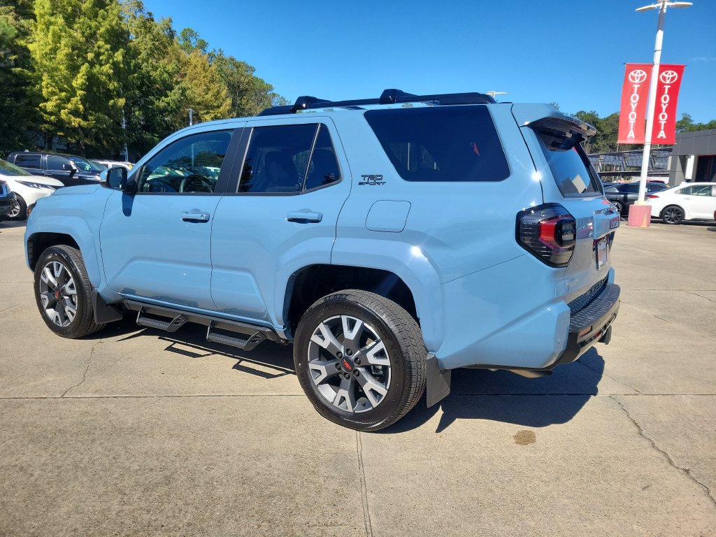 Used 2026 Toyota 4Runner TRD Sport AWD/4WD image 3