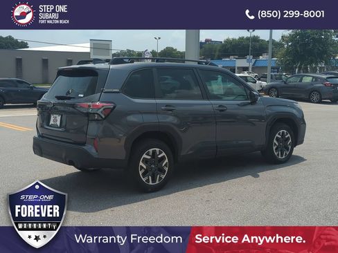 Used 2026 Subaru Forester Premium AWD/4WD image 7