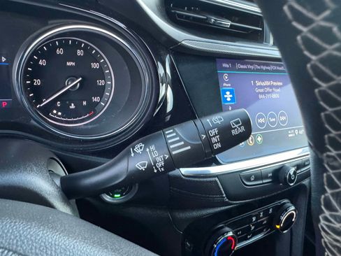 Used 2021 Buick Encore GX Preferred w/ Cold Weather Comfort Package image 27