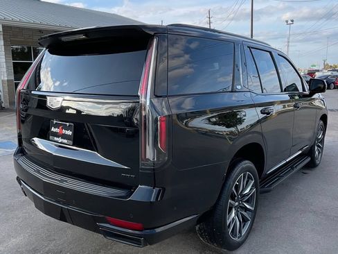 Used 2021 Cadillac Escalade Sport RWD image 5