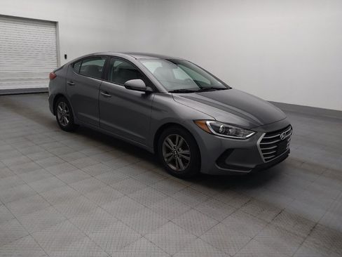 Used 2018 Hyundai Elantra SEL FWD image 11