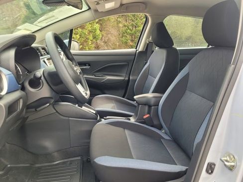 New 2026 Nissan Sentra SV w/ SV Convenience Package FWD image 9