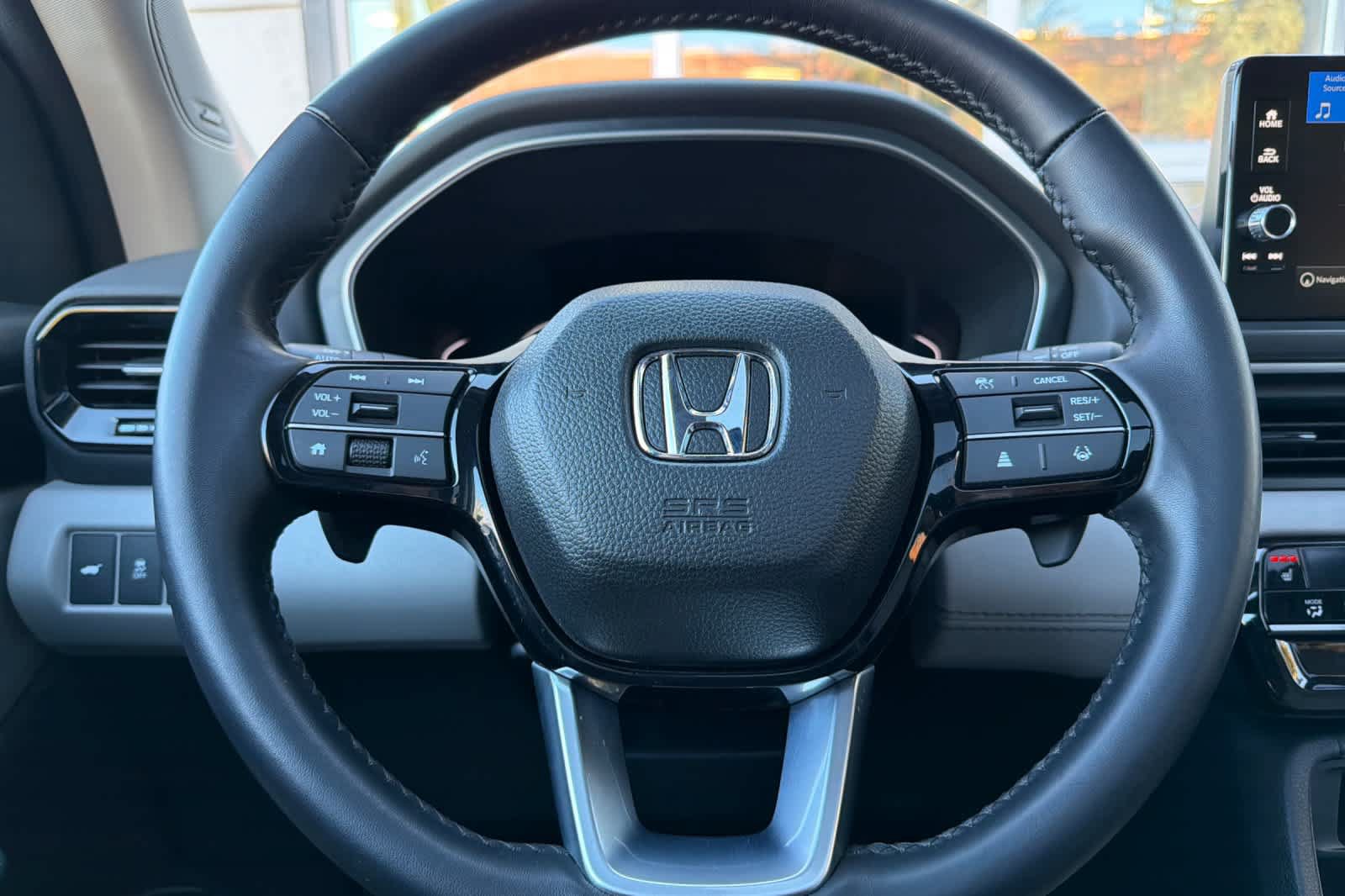 Used 2023 Honda Pilot Touring image 27