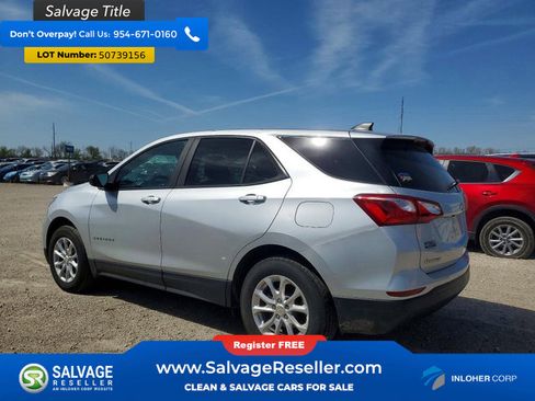 Used 2021 Chevrolet Equinox LS w/ LS Convenience Package AWD/4WD image 3