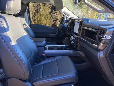 Used 2024 Ford F250 Lariat w/ Lariat Ultimate Package image 37