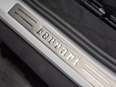 Used 2025 Ferrari 296 GTS RWD image 23