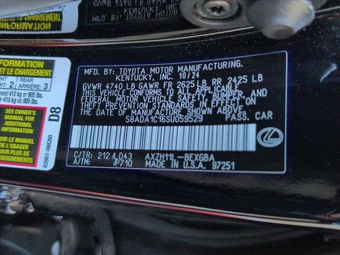 Used 2025 Lexus ES 300h w/ Premium Package FWD image 26