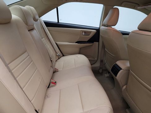 Used 2016 Toyota Camry XLE w/ Convenience Package FWD image 19