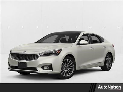 Used 2017 Kia Cadenza Premium