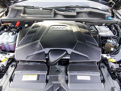 Used 2021 Audi Q7 3.0T Prestige w/ Prestige Package image 28
