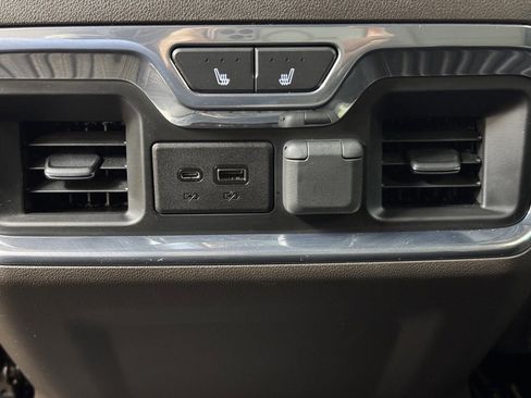 Used 2019 GMC Sierra 1500 SLT w/ SLT Premium Plus Package image 18