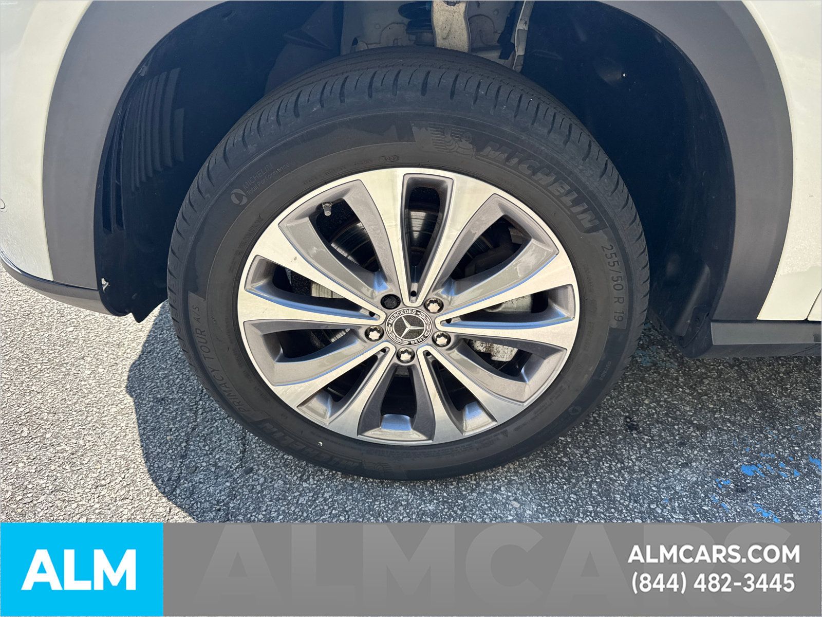 Used 2023 Mercedes-Benz GLE 350 4MATIC w/ Premium Package image 12
