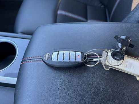 Used 2025 Nissan Altima 2.5 SR image 20