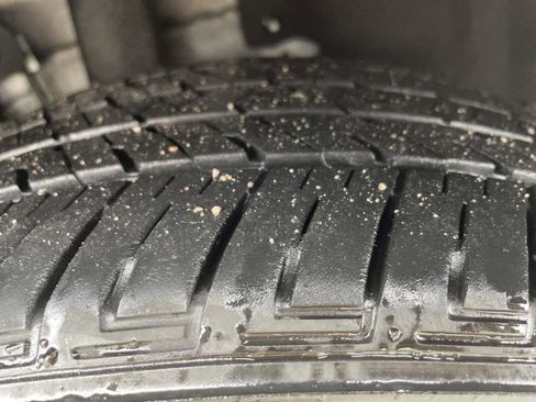 Used 2020 Toyota Camry LE image 24