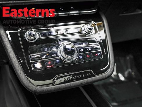 Used 2021 Lincoln Corsair FWD w/ Premium Package image 21