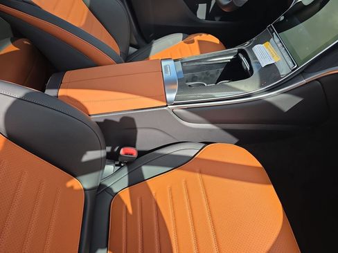 New 2026 Mercedes-Benz GLC 300 4MATIC image 10