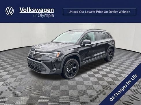New 2025 Volkswagen Taos SE AWD/4WD image 1