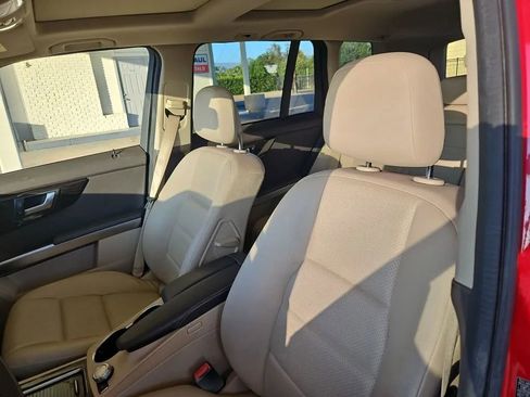 Used 2015 Mercedes-Benz GLK 350 2WD w/ Premium 1 Package image 25