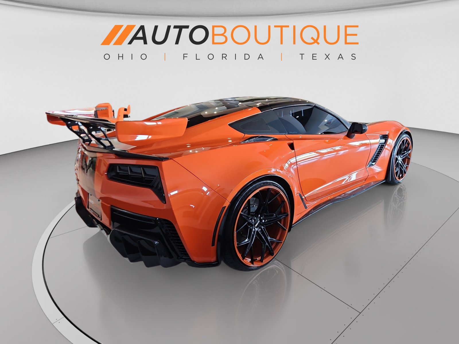 Used 2019 Chevrolet Corvette Z06 RWD image 5