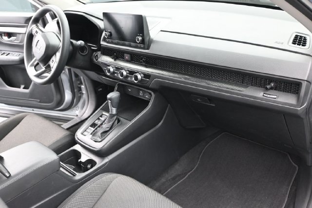 Used 2025 Honda CR-V LX image 16