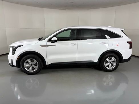 New 2026 Kia Sorento LX image 5