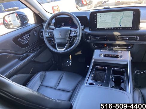 Used 2025 Lincoln Aviator AWD w/ Equipment Group 101A image 13