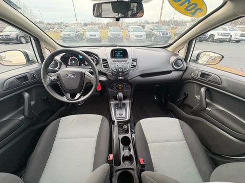Used 2016 Ford Fiesta S image 12