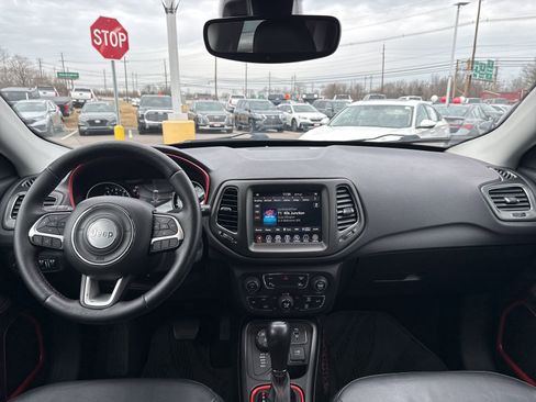Used 2017 Jeep Compass Trailhawk image 19