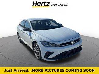Used 2025 Volkswagen Jetta Sport video 1