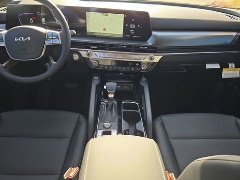 New 2025 Kia Telluride S image 17