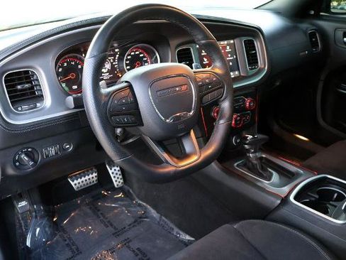 Used 2022 Dodge Charger Scat Pack w/ Dynamics Package RWD image 18