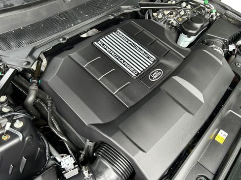 Used 2019 Land Rover Range Rover Sport Supercharged AWD/4WD image 31