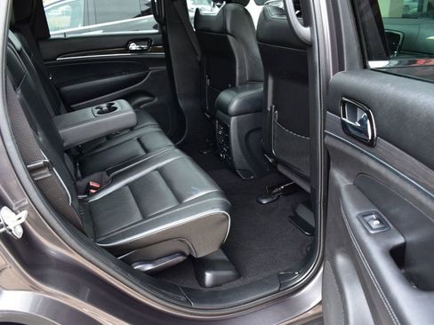 Used 2020 Jeep Grand Cherokee Overland image 23