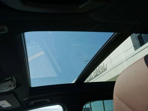 New 2026 BMW X5 xDrive50e image 18