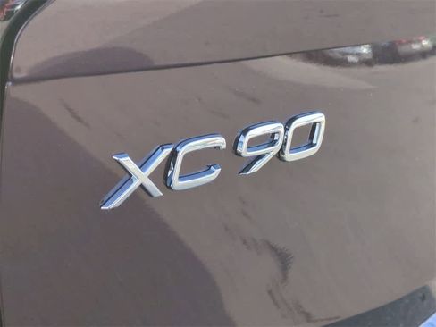 New 2026 Volvo XC90 B5 Plus image 5