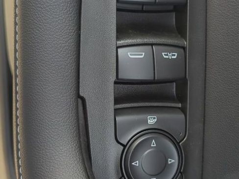 New 2026 Chevrolet Blazer LT w/ Convenience Package FWD image 13