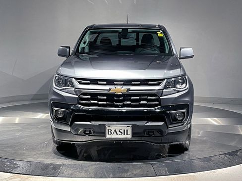 Used 2022 Chevrolet Colorado LT w/ LT Convenience Package image 9