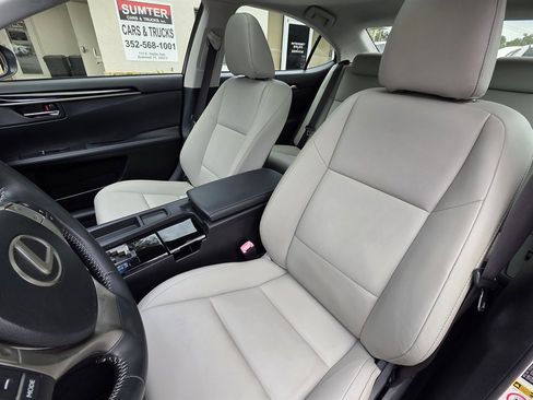 Used 2013 Lexus ES 350 FWD image 19
