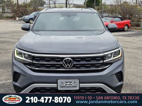 Used 2022 Volkswagen Atlas Cross Sport SE image 8