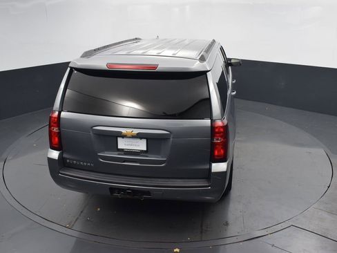 Used 2020 Chevrolet Suburban LT image 46