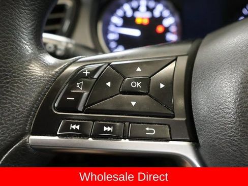 Used 2017 Nissan Rogue S AWD/4WD image 15